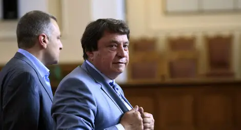 Младен Червеняков: ГЕРБ убива парламентаризма 