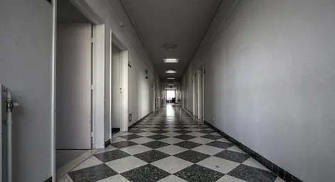 Фалит грози областни болници