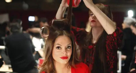 Облечете се в червено на първа среща