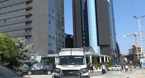 Гаранция от 20 хил. лв. за Вълчо Арабаджиев, Интерпол търси Ветко с червена бюлетина