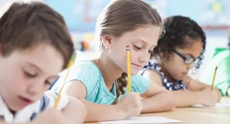 Четвъртокласниците имат изпит по математика днес