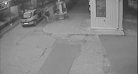 Пияни или дрогирани младежи строшиха чешмичка на &bdquo;Олимп&ldquo;