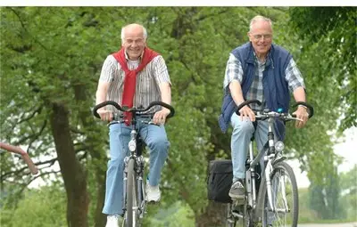 60-годишни колоездачи ще обиколят региона с електрически велосипеди