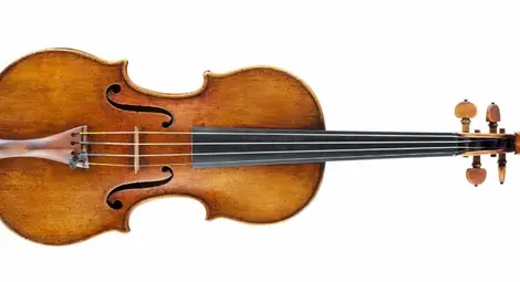 От влака откраднаха рядка цигулка на знаменит изпълнител