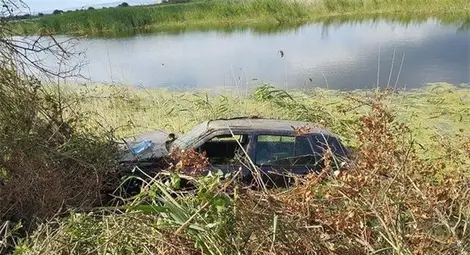 Катастрофа между Бургас и Крайморие, микробус и лека кола обърнати край пътя
