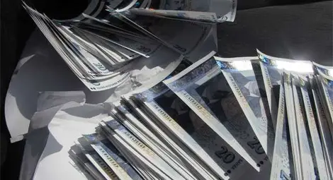 Банките ударно продават лоши кредити на колектори