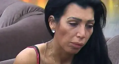 Във &bdquo;ВИП брадър&rdquo; умуват: Травестит ли е Катрин Вачева