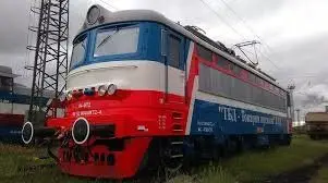 Челен сблъсък се размина на косъм: Влак с руда срещу пътници от Перник за София