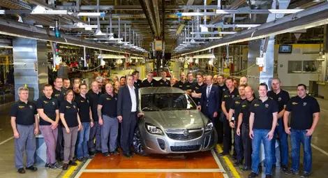 Дебют в завода на Opel в Рюселсхайм: Първата Insignia за Holden