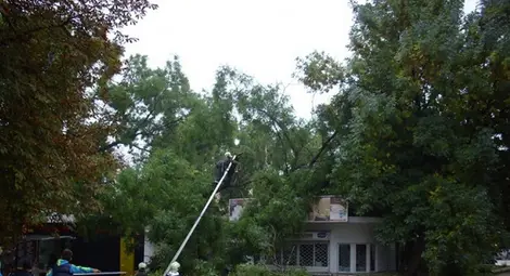 Добрич се размина на косъм с огромна трагедия нощес /галерия/