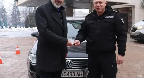Жандармерията в Русе получи автомобил  от областния управител Драгомир Драганов