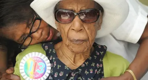 Най-възрастната жена в света разкри нездравословната тайна на дълголетието си