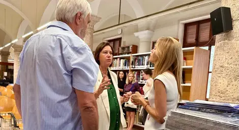 Книгата „Русе - за първи път в България“ с международен дебют на фестивал във Валенсия Книгата „Русе - за първи път в България“ с международен дебют на фестивал във Валенсия