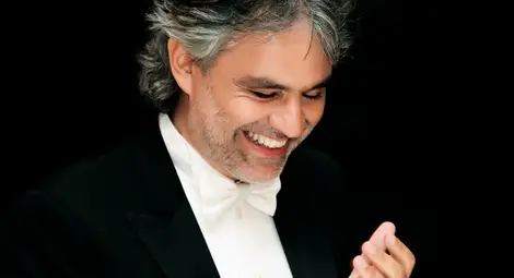 Андреа Бочели ще пее с над 130 българи на сцената