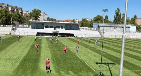 Гол в последната минута остави 16-годишните &bdquo;дракони&ldquo; с празни ръце