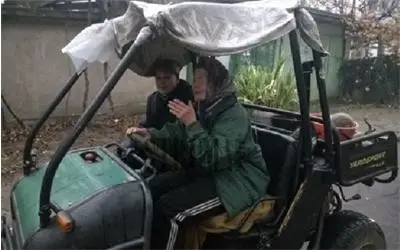 81-годишната баба Яна пазарува с бъги в Благоевград