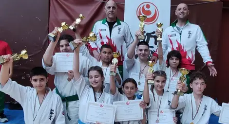 9 национални медала за младите каратисти на Калинов и Друмев