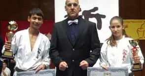 Каратистите на „Русе“ с два сребърни медала край морето