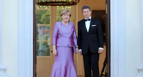 Меркел: Бракът може да бъде само между мъж и жена Меркел: Бракът може да бъде само между мъж и жена