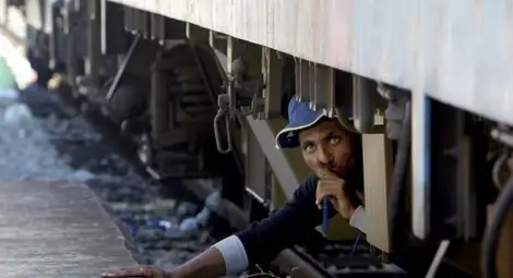 Криза с бежанците в Будапеща, закриха Главната източна гара