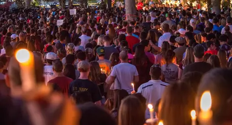 Застрелялият 17 души във Флорида е свързан с бяла националистическа групировка