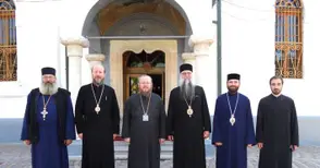 Румънски манастир дарява иконостас за храма в Басарбовската обител