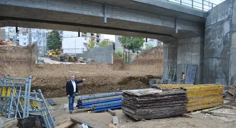 Изграждат пешеходен жп прелез в &bdquo;Родина 4&ldquo;