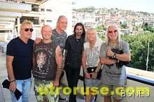 Хиляди пяха заедно с "Юрая Хийп" във Велико Търново