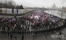 Десетки задържани на траурния марш за Немцов в Москва