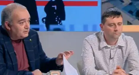 Анализатори: 10 лева се плащат за коментар на „трол” Анализатори: 10 лева се плащат за коментар на „трол”