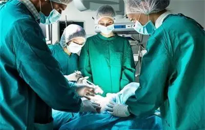 Жена носи близо 4 месеца мумифицирано бебе в корема си във Варна