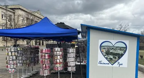 Мартенският базар в Русе вече предлага от традиционните Пижо и Пенда до красиви празнични червено-бели фантазии