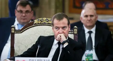 В Русия готвят експеримент за минаване на 4-дневна работна седмица