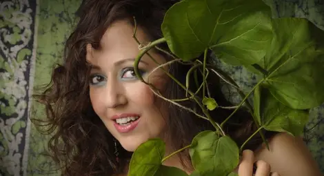 Милица Гладнишка в новия детски спектакъл &bdquo;Приказки с оркестър&ldquo;