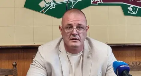 Николай Кожухаров