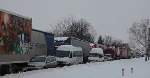 Тировете в бесни гонки към Русе след отварянето на Дунав мост