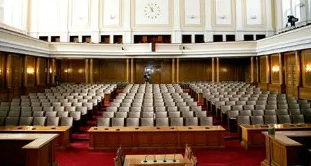 Написаха сценария за новия парламент