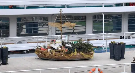 Американски гигант превърна в снимачна площадка кораб &bdquo;София&ldquo;