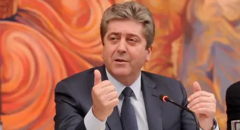 БСП-Перник към Първанов: Другарю, върни пушката на стената