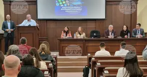 Нова обучителна програма за гимназисти, свързана със съдебните институции и практики, започна в Хасково