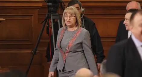 Цачева: Развитието на българското наказателно право не е приключило и днес 