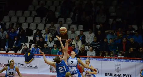 &bdquo;Дунав 8806&ldquo; надигра &bdquo;Левски&ldquo; за първата си победа за сезона