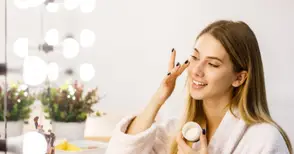 Красотата на един клик разстояние – как онлайн пазаруването промени грижата за себе си