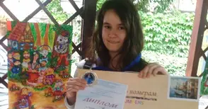 Кристина Ангелова с първа награда от национален конкурс за рисунка