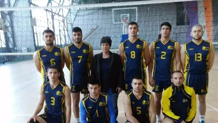 Студентите се класираха за националните волейфинали