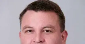 Кмет подгони фермерите да плащат полски пътища