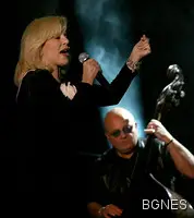 Силви Вартан се връща в България с нов албум