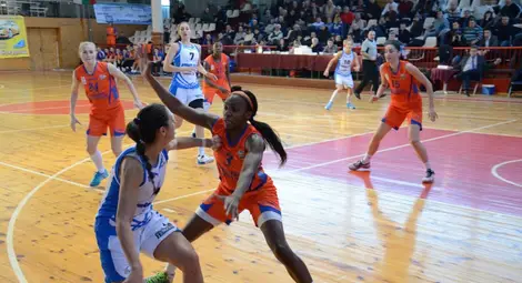 &bdquo;Дунав 8806&ldquo; отстъпи в полезен урок на румънските шампионки