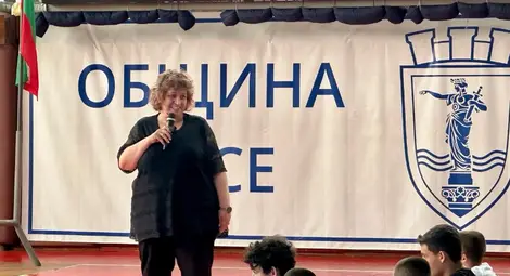 Открит разговор срещу агресията: Кметът Пенчо Милков се срещна с над 150 деца от бойните спортове в Русе