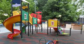 „Ас-Строй“ дарява спортни  и детски уреди на Хитрино